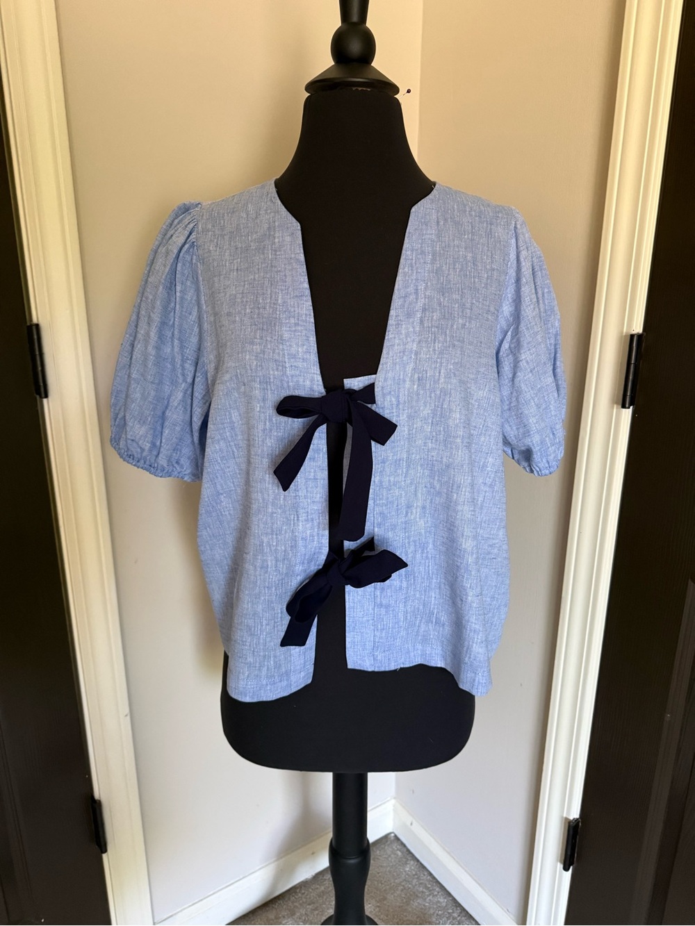 Zara Light Blue Short-Sleeve Tie-Front linenTop with Navy Bows